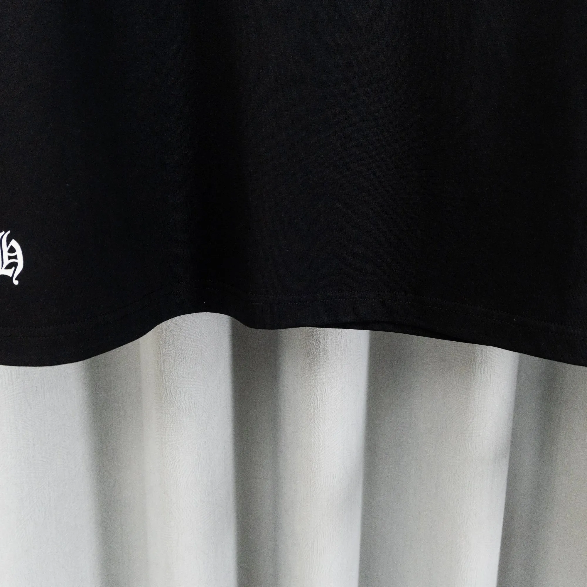 （ ， ） ： Size：S M L XL 26SS New Arrival Same Style ， ， ， S 116 74 22 M 120 76 22.5 L 124 78 23 XL 128 80 23.5